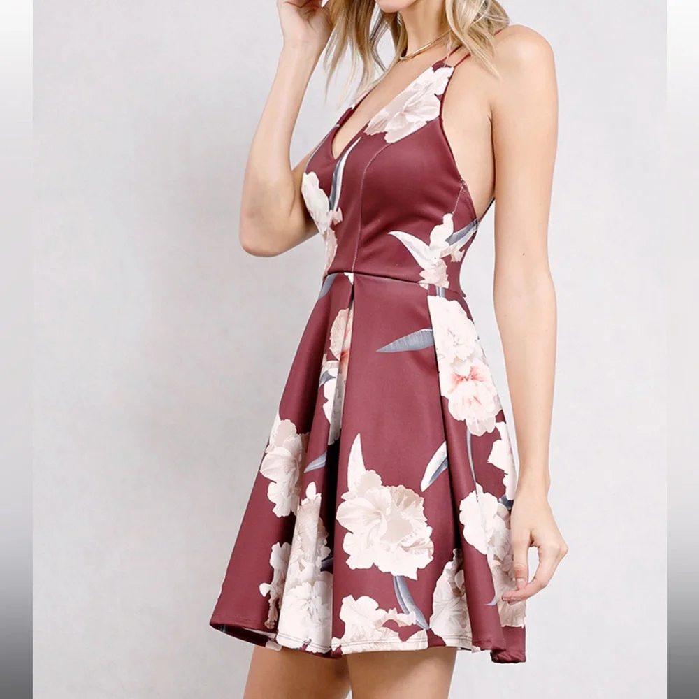 Papaya Maroon Fit and Flare Floral Dress - Picture 2 of 8